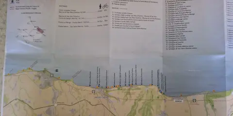 Mappa della Via Verde della Costa dei Trabocchi, con sentieri, spiagge e luoghi d'interesse lungo la costa.