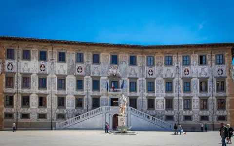 Palazzo della Sapienza a Pisa, un luogo da non perdere per chi visita la città in 3 giorni.