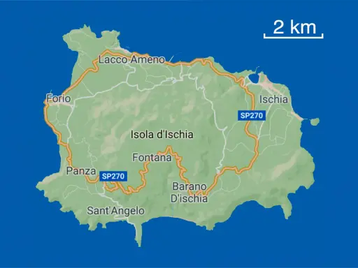 Mappa dell'isola d'Ischia, con le località di Forio, Lacco Ameno, Ischia, Panza, Sant'Angelo e Barano D'Ischia. Una strada costiera SP270 la circonda.