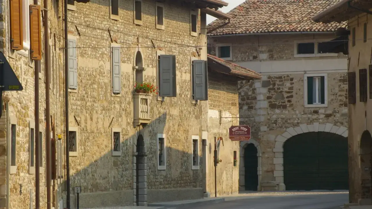 Clauiano: cosa vedere in questo borgo antico con case in pietra e scorci suggestivi.